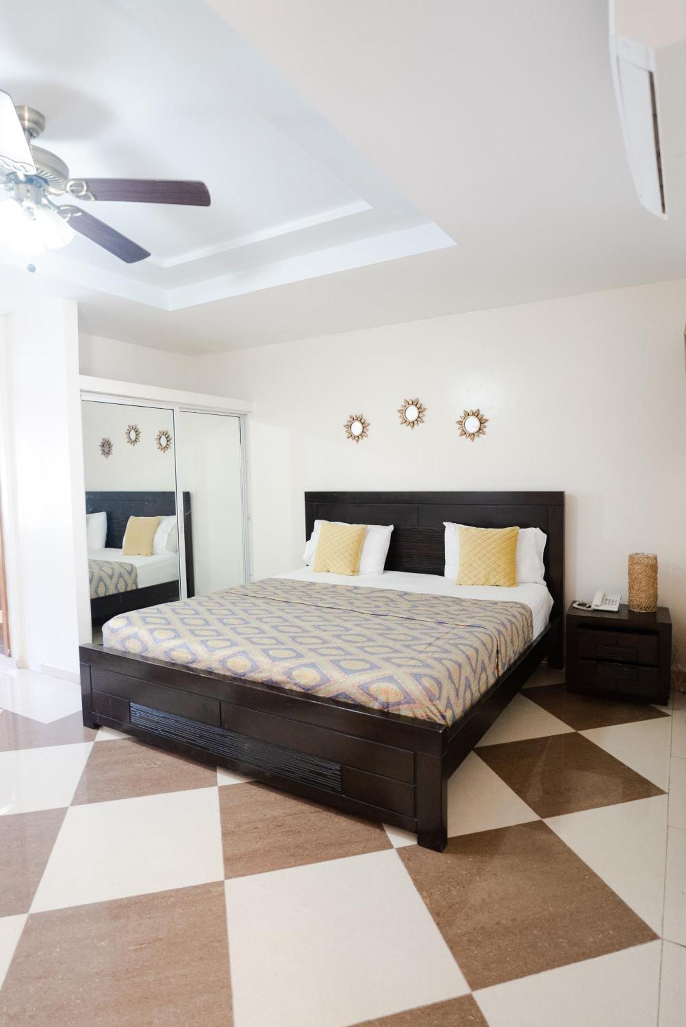 Aparta Hotel Roma Santo Domingo Exterior photo